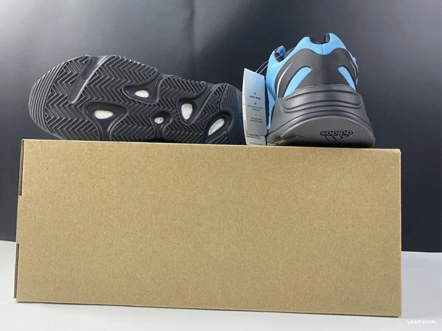 ADIDAS Yeezy Boost GZ3079 MNVN 700 'Bright Cyan' 0831